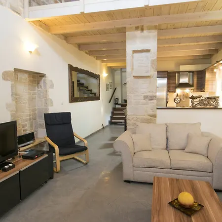 Casa Di Santolo *