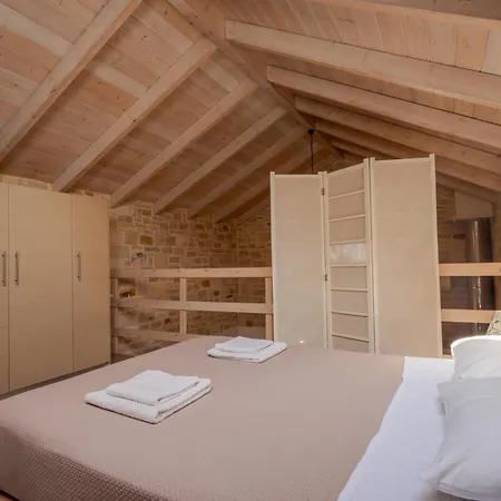 Casa Di Santolo * Platanés