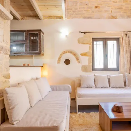 Casa Di Santolo Platanés